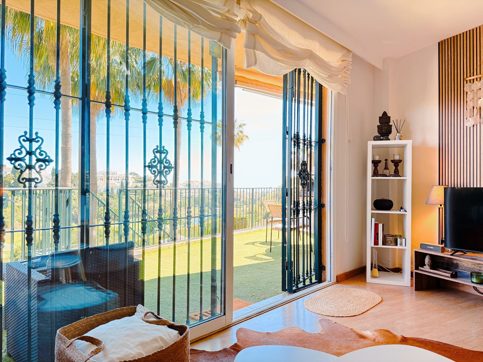 Charming Fully Furnished Apartment with Tourist Licence | Riviera del Sol | Direct Golf Views