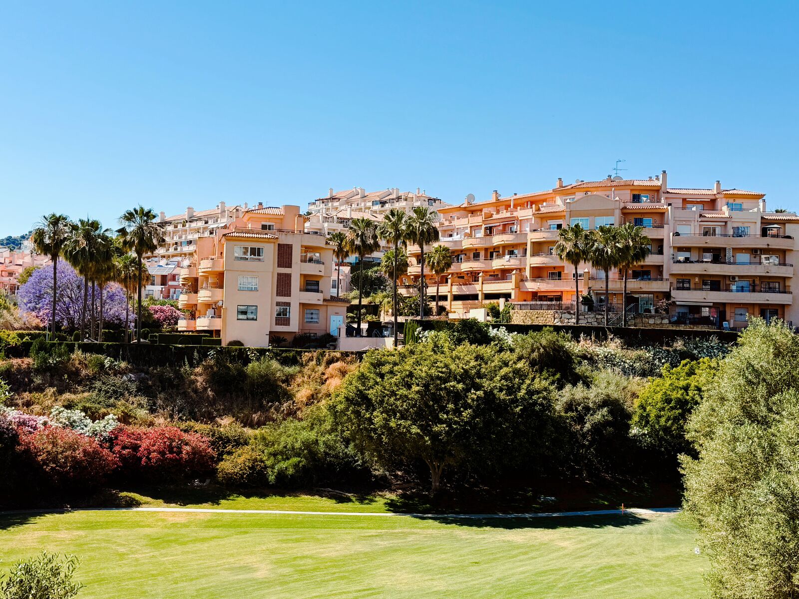 Charming Fully Furnished Apartment with Tourist Licence | Riviera del Sol | Direct Golf Views