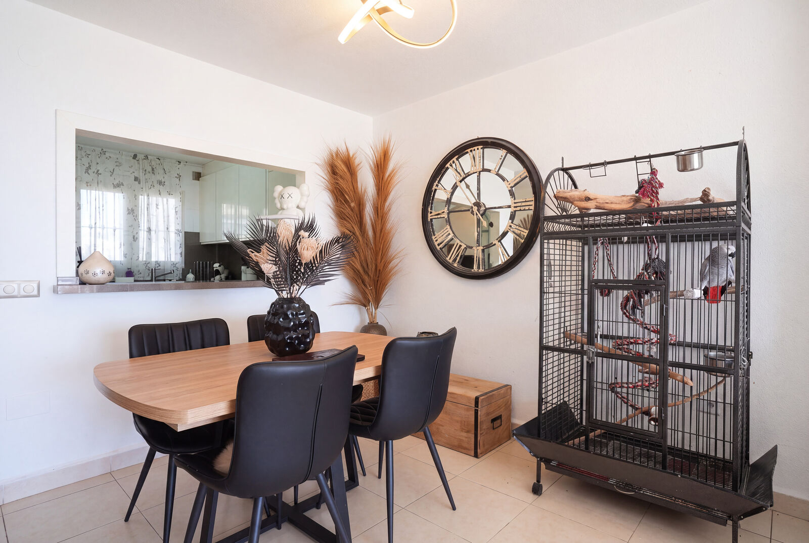 Penthouse with 80 m² Solarium, Calahonda | Echelon Estates