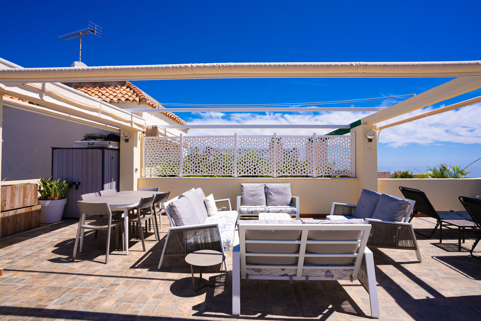 Penthouse with 80 m² Solarium, Calahonda | Echelon Estates
